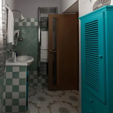 Flori's Oda ve Kahvaltı