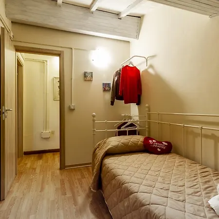 Flori's Couette-café 3*